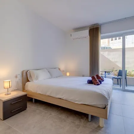 Modern Maisonette In A Location San Ġwann