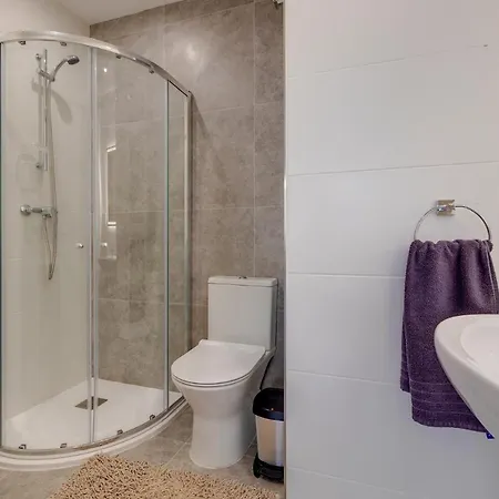 Appartamento Modern Maisonette In A Location