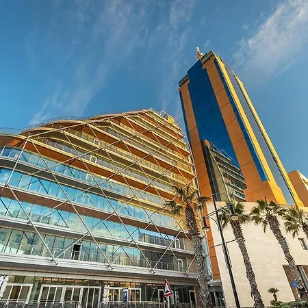 Modern Maisonette In A Location 公寓 *