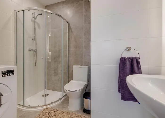 Daire Modern Maisonette In A Location